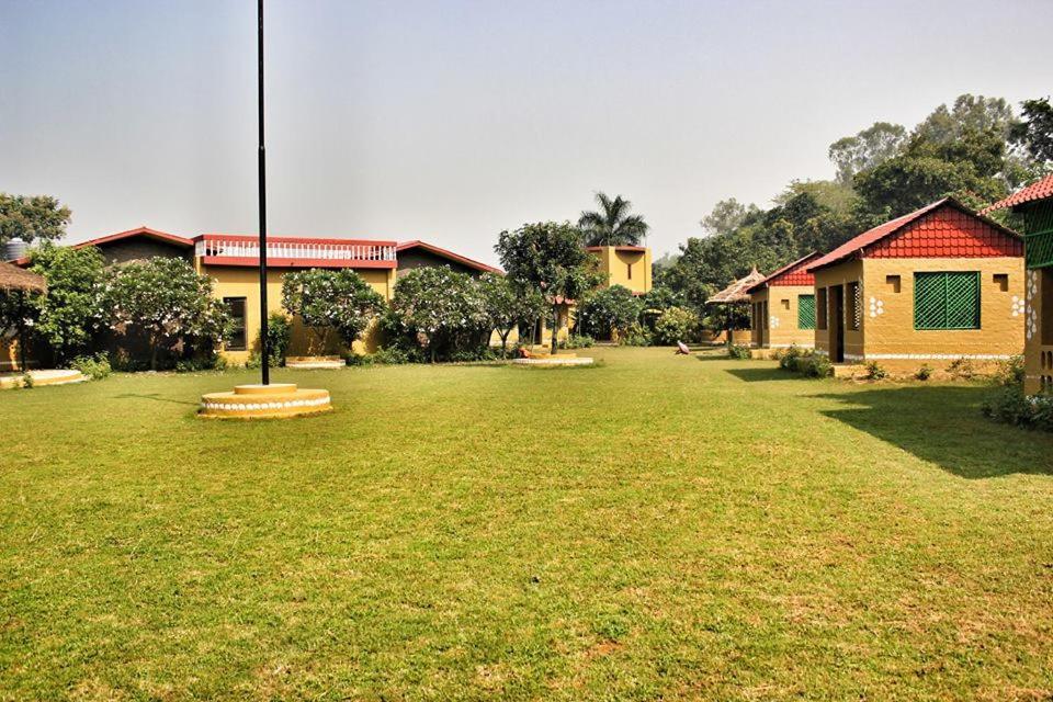 Kajipuria Resort Gajraula Esterno foto